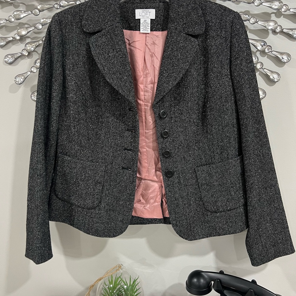 LOFT Women's Black Jacket